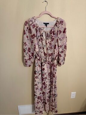 Maggy London Blush Floral Tie-Neck Midi Dress